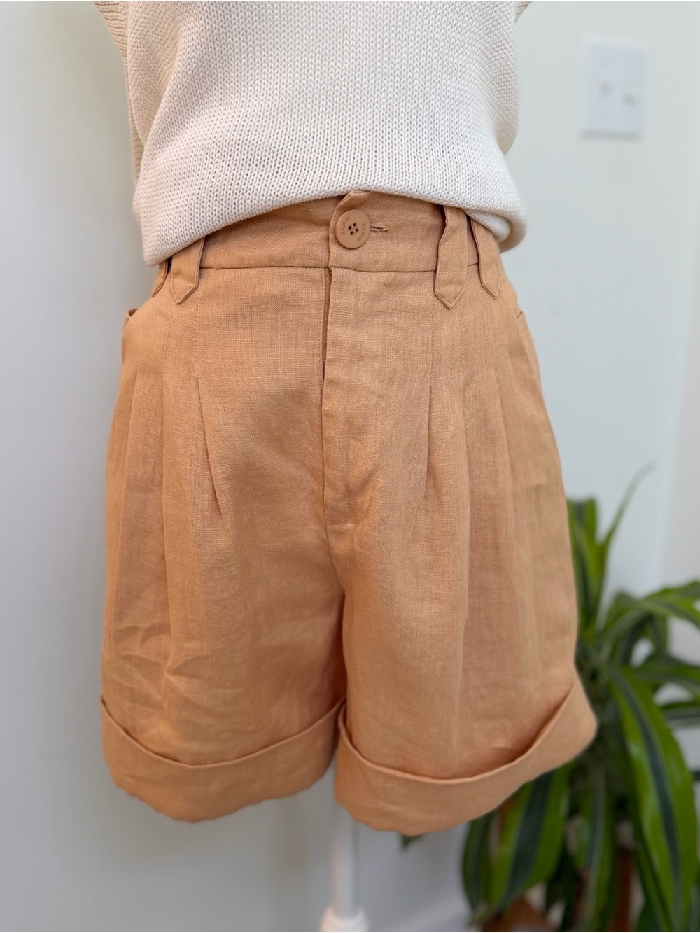 FARM Rio Beige Linen Blend High Waist Pleated Cuffed Shorts XS Coastal Boho